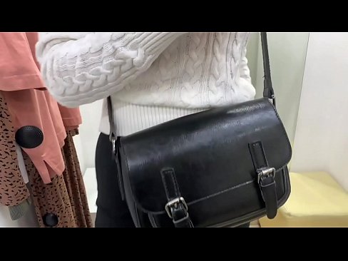 ❤️ Masturbación pública de la joven zorra FeralBerry con un consolador en el probador ☑ Video de porno en es.villagesexvideos.ru ❌️❤️❤️❤️❤️❤️❤️❤️